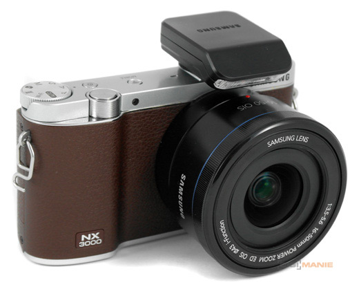 Samsung NX3000: levně se stylem