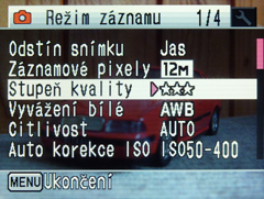 Pentax X70: neobyčejně univerzální kliďas