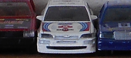 Kompakt nebo smartphone? Co za 4500 Kč fotí lépe?