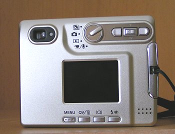 DiMAGE Xg: Tři megapixely v kapse