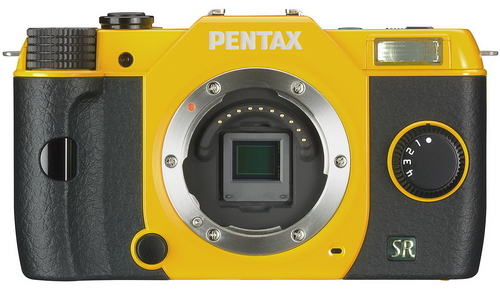 Pentax Q7 dostal větší 1/1,7" senzor