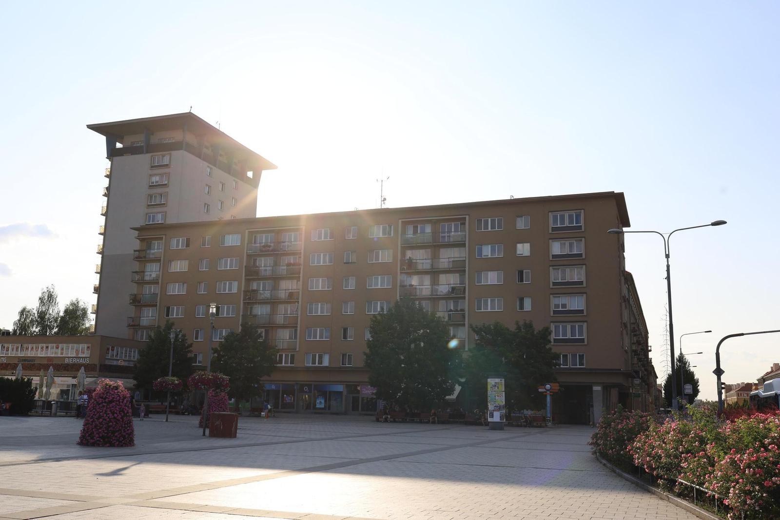 Canon EF 35mm f/2 IS USM