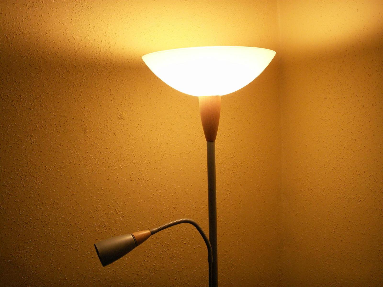 Stabilizovaný osmimegapixelový kapesní krasavec