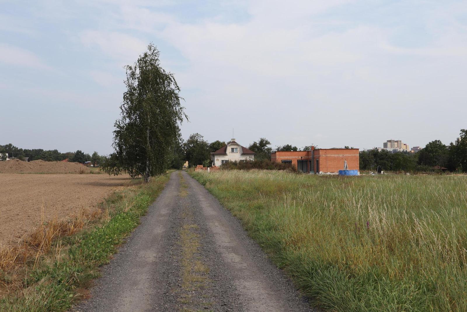 Canon EF-M 28mm f/3.5 Macro IS STM