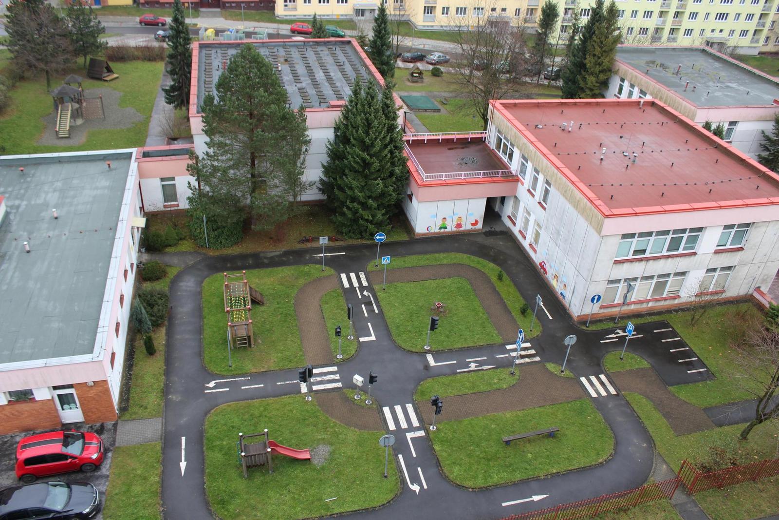 Canon EOS 1200D: vylepšený základ