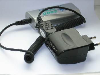 HI-POWER 2000 Aligator: Energie na cesty