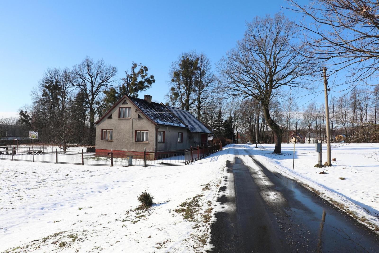 Canon EF-S 18-135mm f/3.5-5.6 IS Nano USM