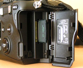 FinePix S20 Pro: zrcadlovka pro náročné