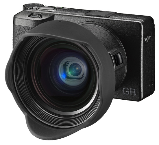 Ricoh GR III s APS-C čipem dostává nový 28mm objektiv