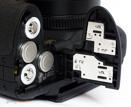 Fujifilm FinePix HS10: ultrazoom roku?