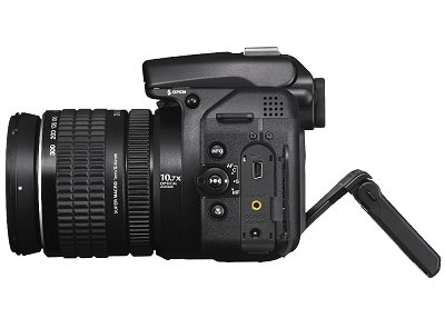 FinePix S9500: devítimegapixelový ultrazoom