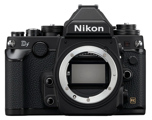 Retro zrcadlovka Nikon Df