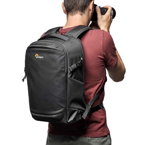 Lowepro představuje odolnější fotobatohy Flipside III