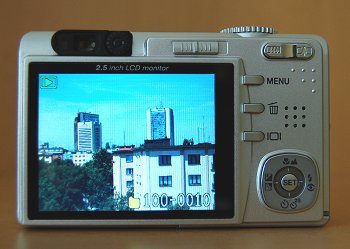 UMAX Premier DS-8330: 8 milionů v testu