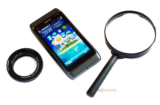 Fotíme mobilem: Zapovězené makro?