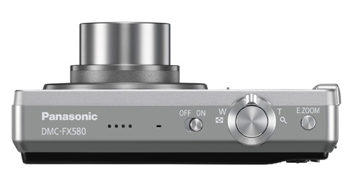 Panasonic opět širokoúhle: nový Lumix FX40 a FX550