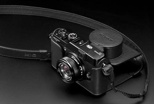 Fujifilm přichází se superkompaktem FinePix X10