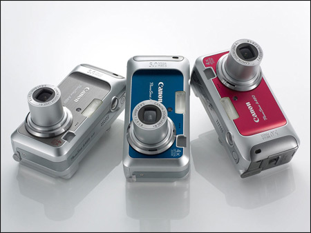 Trojnásobná povánoční nadílka od Canonu