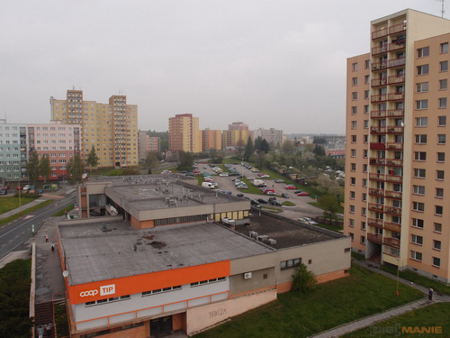 Olympus XZ-1: trefa do černého