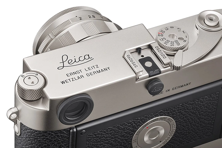 Leica M slaví 70 let limitovaným platinovým modelem M Edition 70