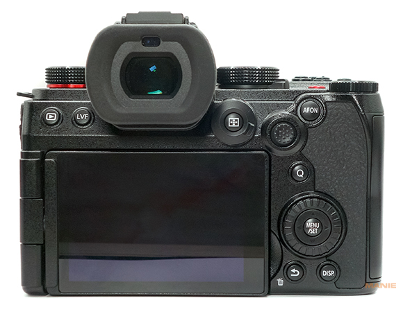 Panasonic Lumix S5 II: nová fáze