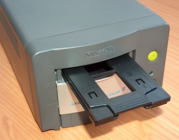 Minolta DiMAGE Dual Scan III: Profík za amatérskou cenu!