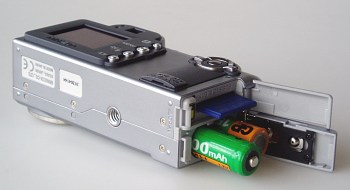 Minolta DiMAGE F300: Pět milionů v kapse!