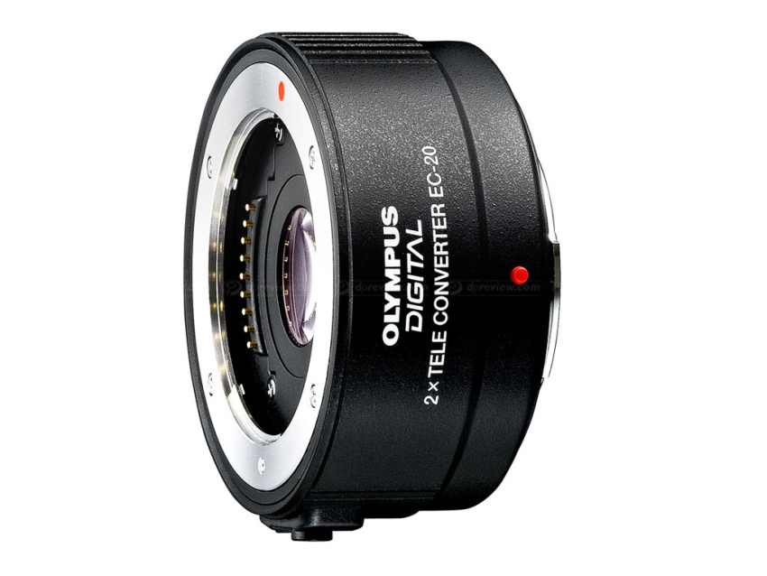 Olympus P-1 a Nikon D40X