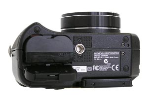 Olympus Camedia C-5060: Kompakt se širokým okem