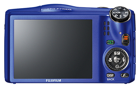 Fujifilm FinePix F770EXR a F750EXR s 20× optický zoomem