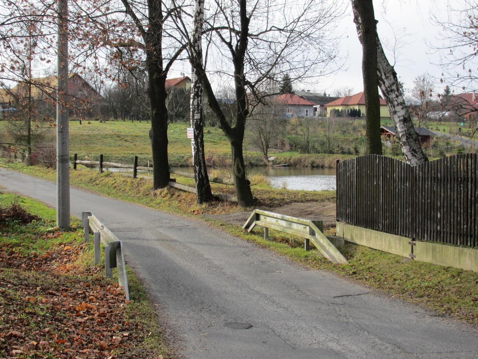 Canon IXUS 1100 HS: rodinné stříbro