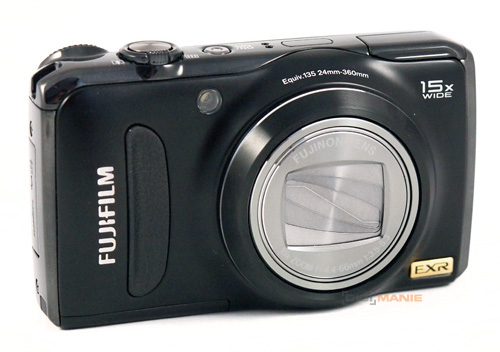 Fujifilm FinePix F300EXR: klame tělem