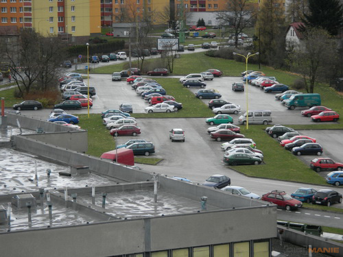 Nikon Coolpix S1100pj: kino v kompaktu