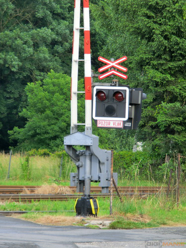 Casio EXILIM ZR100: kapesní formule