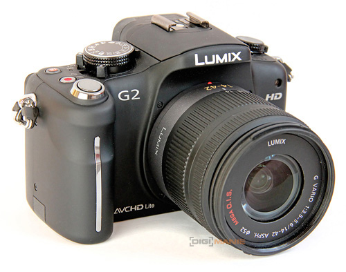 Panasonic Lumix G2: král ergonomie