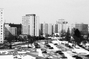 Canon EOS M: první pokus