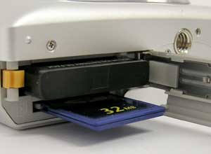 Umax Premier 6331 Zoom: slušný kompakt