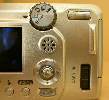 Kyocera Finecam S5R: miniaturní pětimegapixelový expres