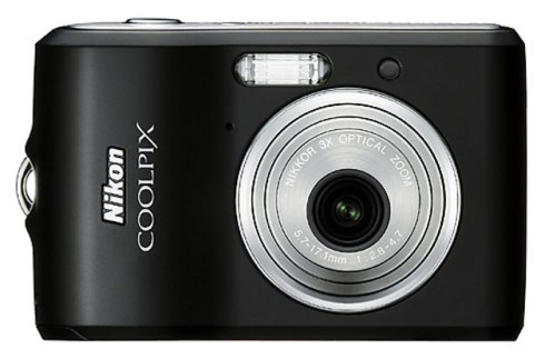 Šestice kompaktních Nikonů se představuje