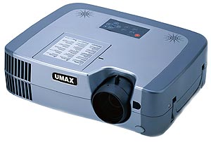 Umax uvádí čtveřici projektorů