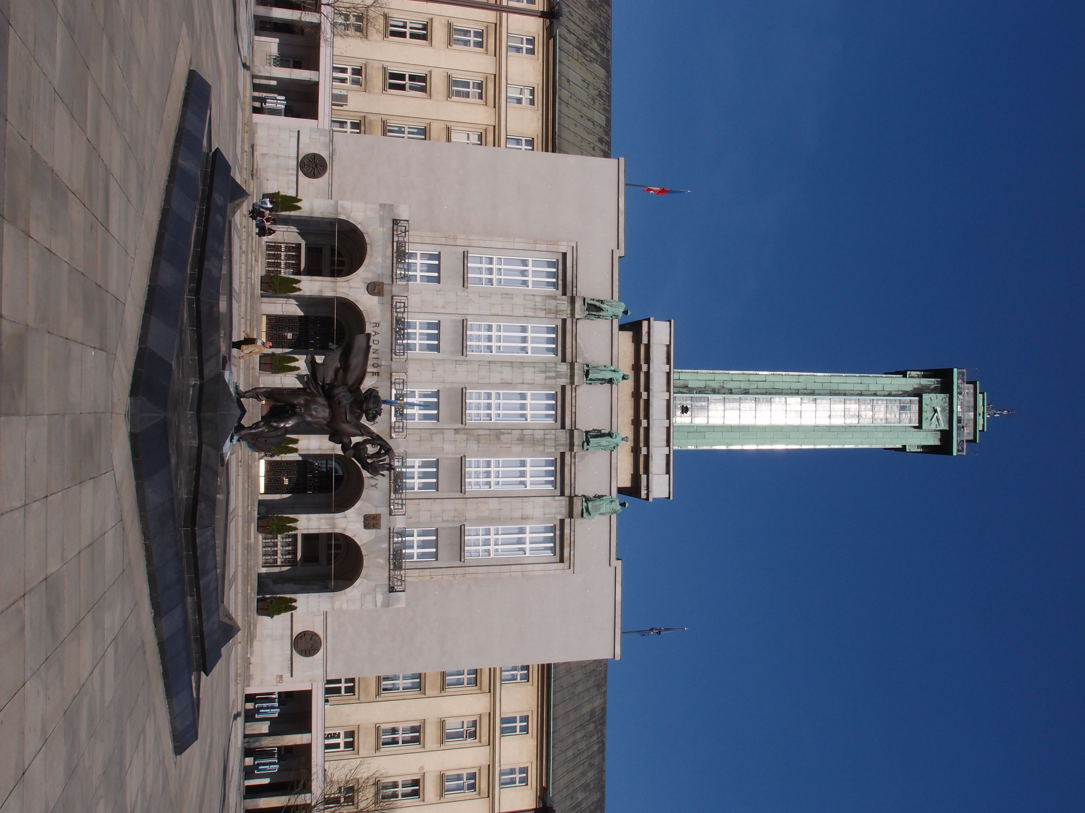 Olympus XZ-1: trefa do černého