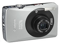 Novinky: Canon, Fujifilm a Pentax