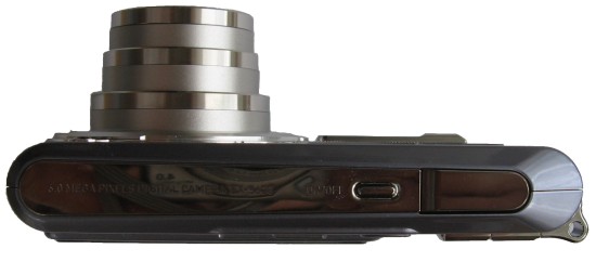 Casio Exilim Card EX-S600: Asijský plátek na fotografický způsob