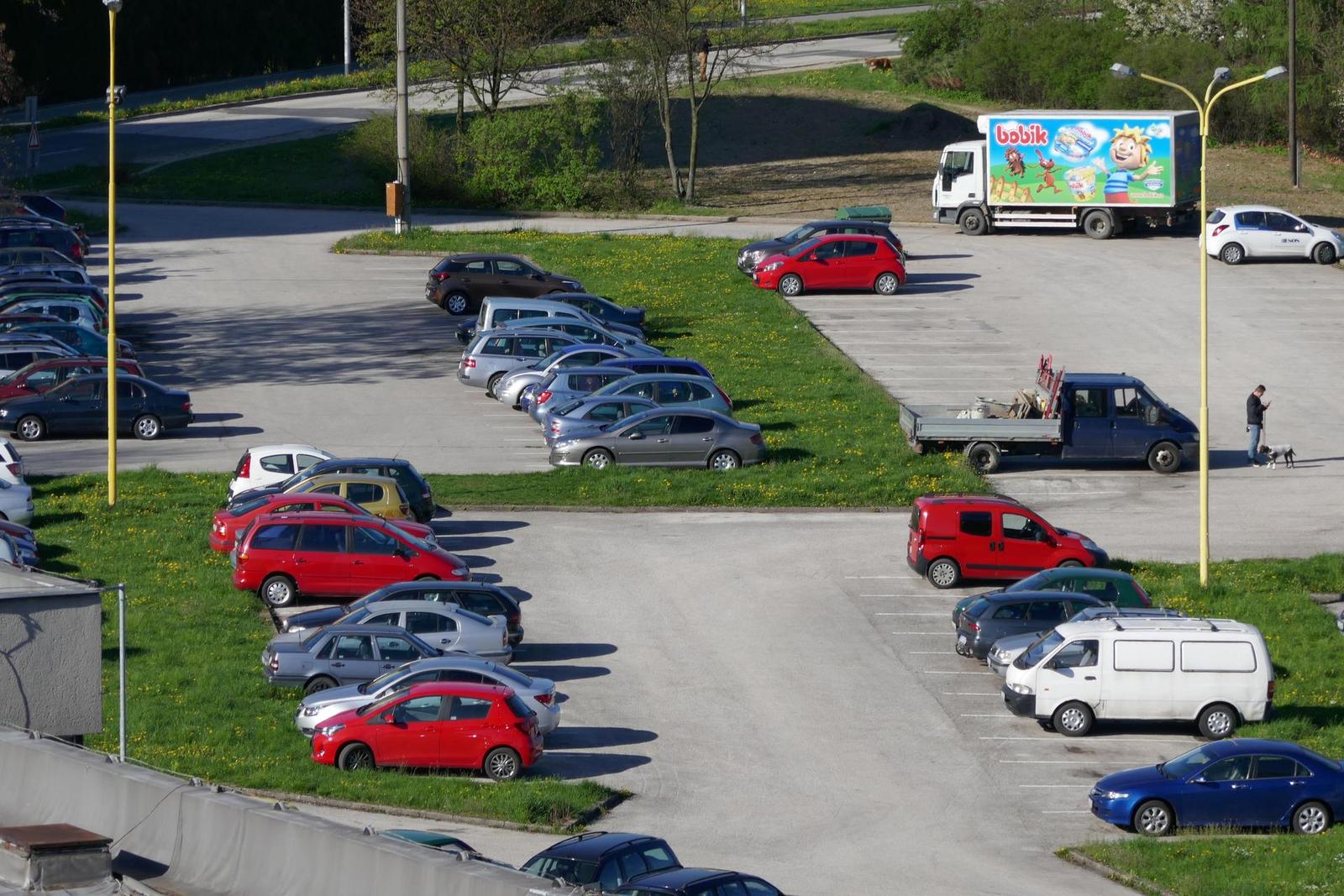 Panasonic Lumix TZ100: luxusní ultrazoom