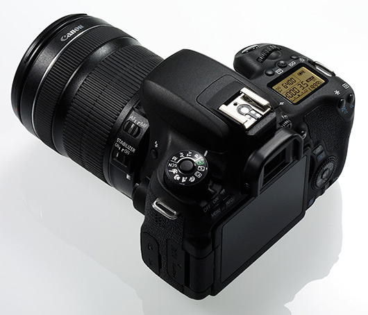 Canon uvedl zrcadlovky EOS 750D a EOS 760D s novým 24MPx čipem