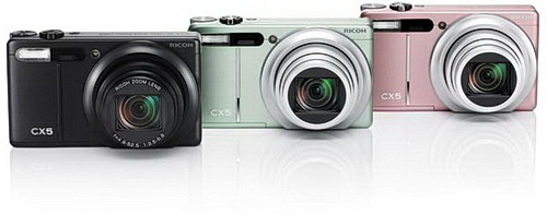 Ricoh CX5 s hybridním autofokusem
