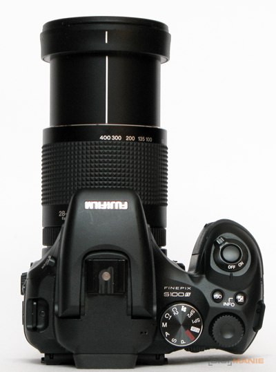 Fujifilm S100FS: jde zrcadlovkám po krku