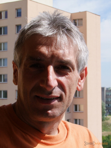 Fujifilm S100FS: jde zrcadlovkám po krku