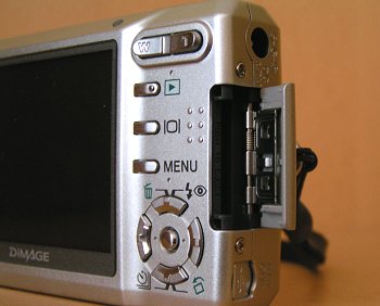 DiMAGE X60: kapesní rychlík