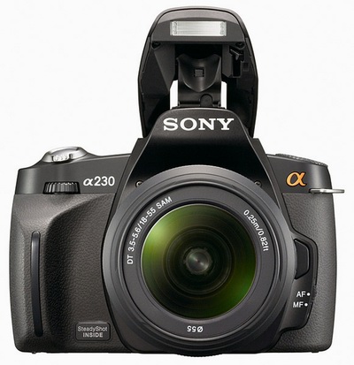 Sony uvedlo nové DSLR Alpha 230, 330, 380, objektivy a blesk